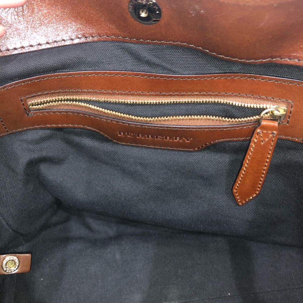 Authentic Burberry Canterbury Purse - Picture 11 of 11